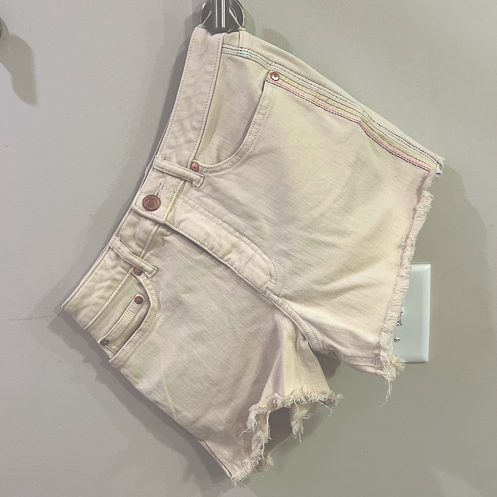 LC White Denim Shorts sz6